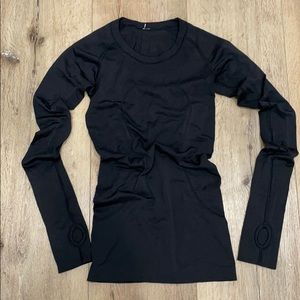 Lululemon longsleeve